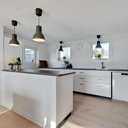 Casa vacanze Caren - 125m To The Inlet In Sealand By Interhome *